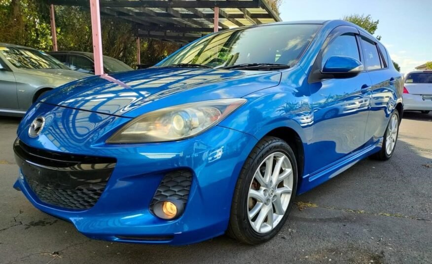 2011 Mazda Axela 20S SKYACTIVE
