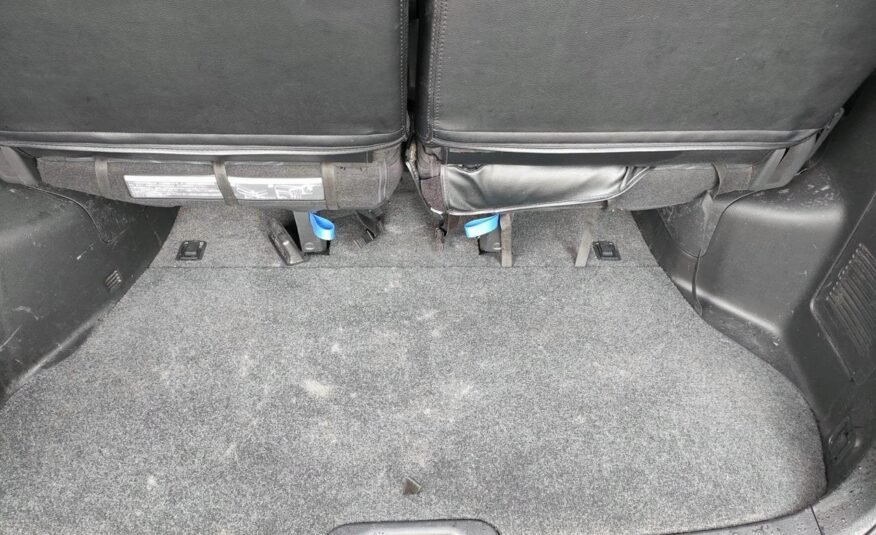 2012 Nissan Serena 8 Seater