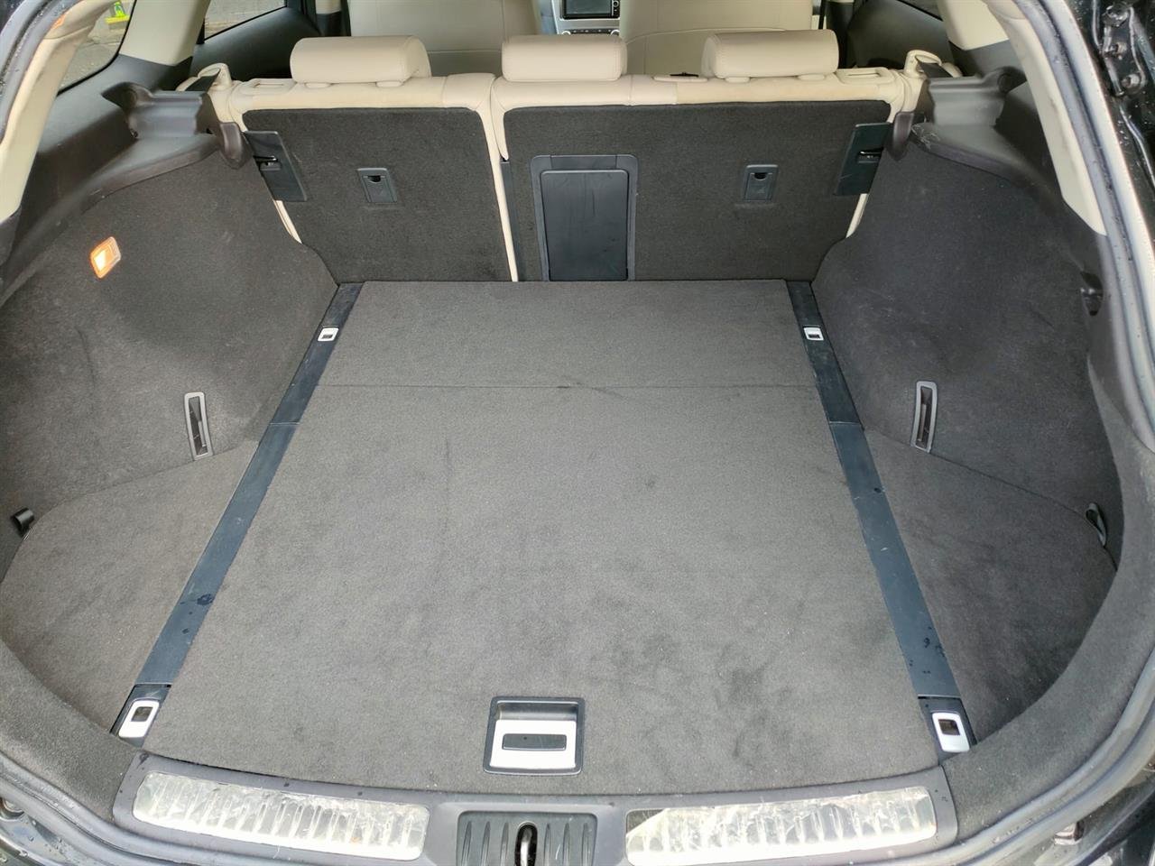 2013 Toyota AVENSIS Wagon