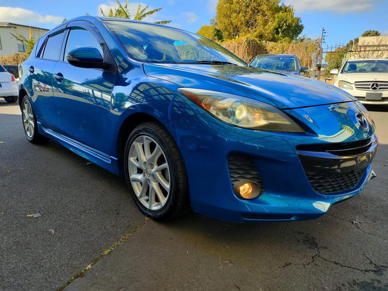 2011 Mazda Axela 20S SKYACTIVE