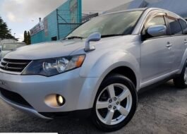 2009 Mitsubishi Outlander - 5 SEATER- 4WD