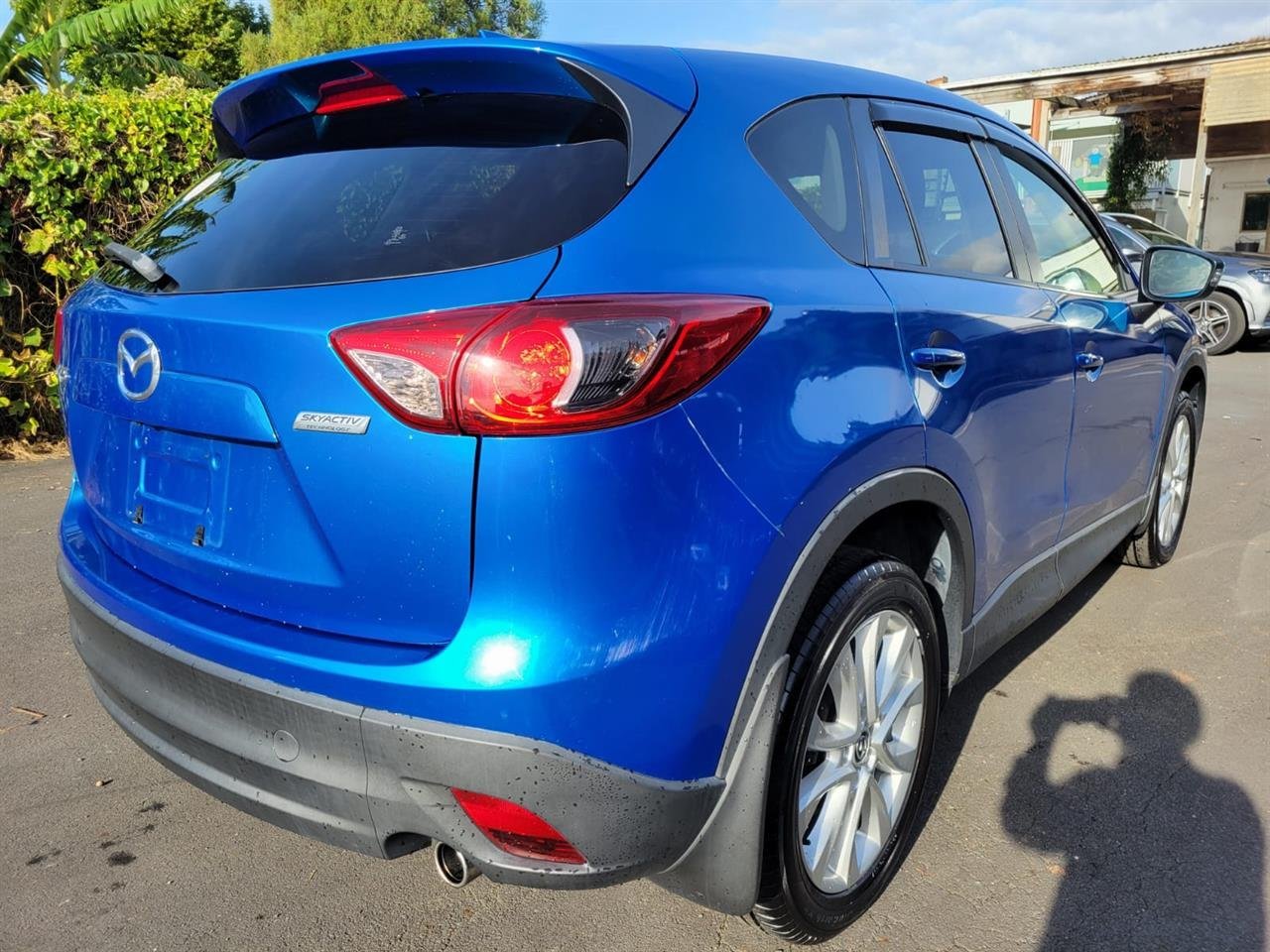 SUV