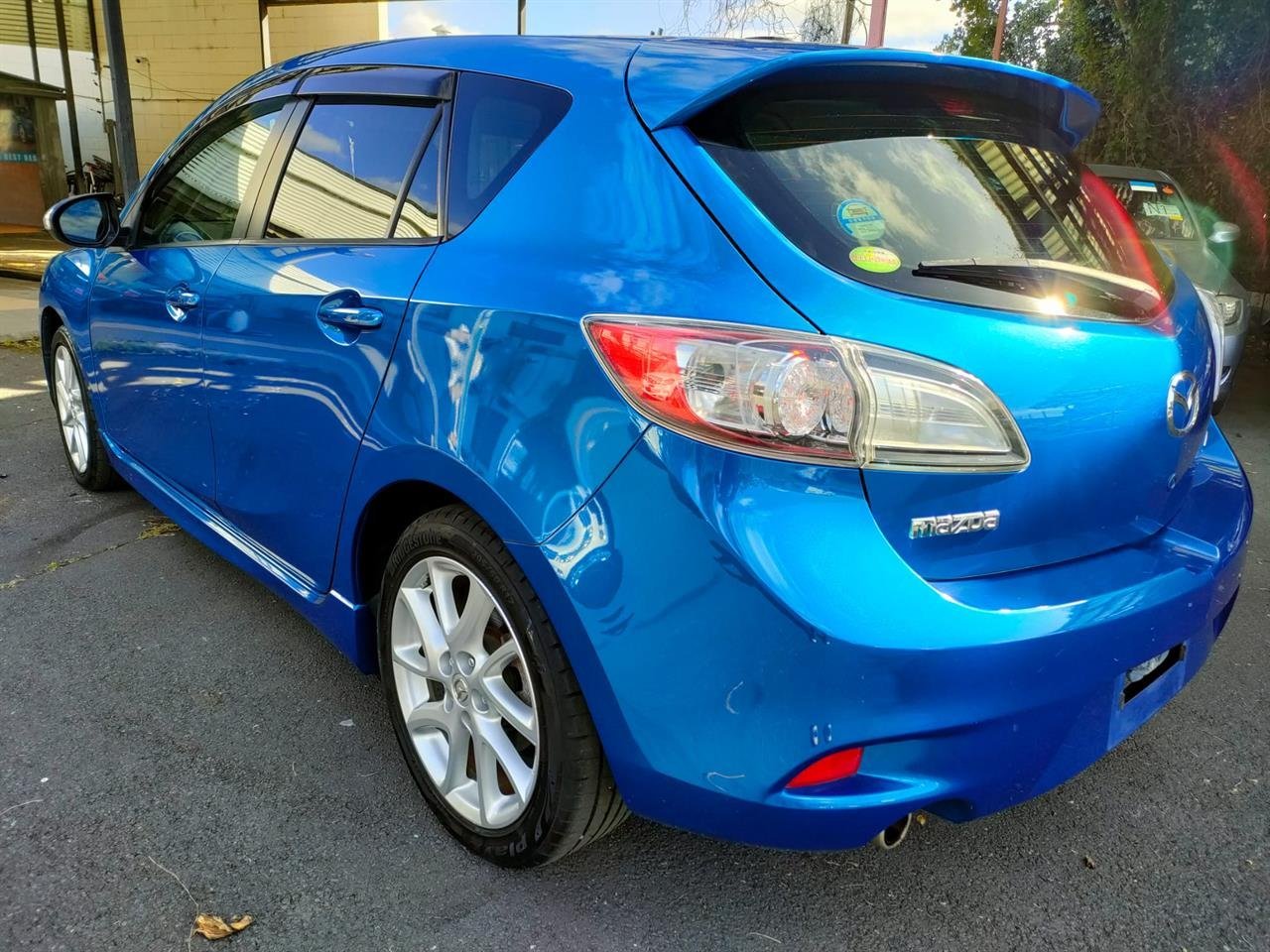 2011 Mazda Axela 20S SKYACTIVE