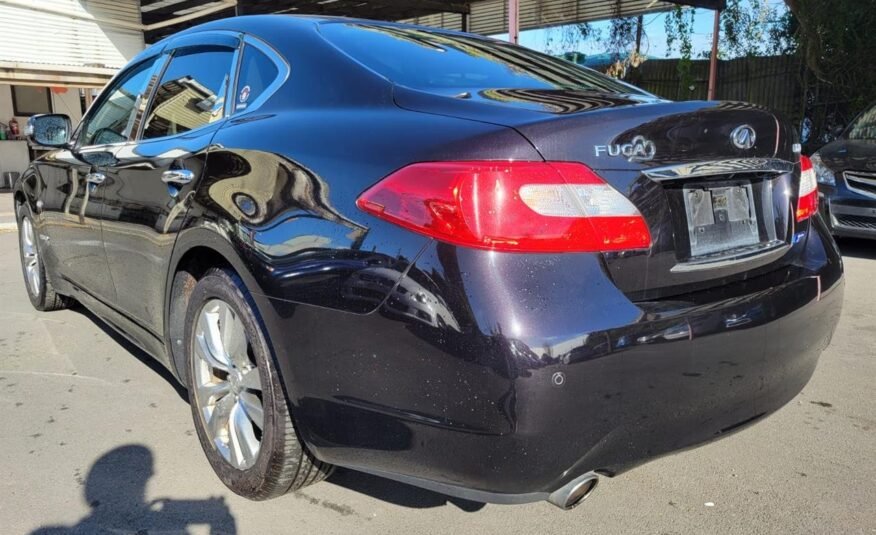 2010 Nissan Fuga Hybrid