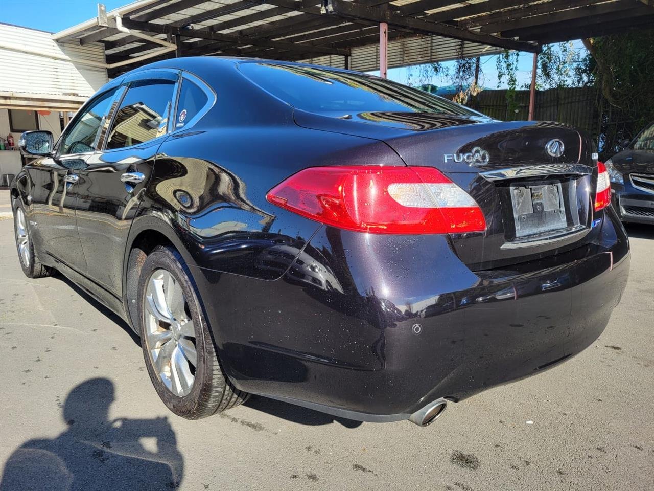 2010 Nissan Fuga Hybrid