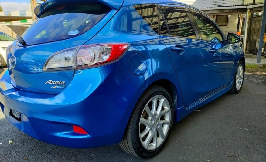 2011 Mazda Axela 20S SKYACTIVE