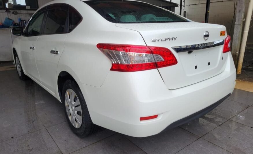 2013 Nissan SYLPHY