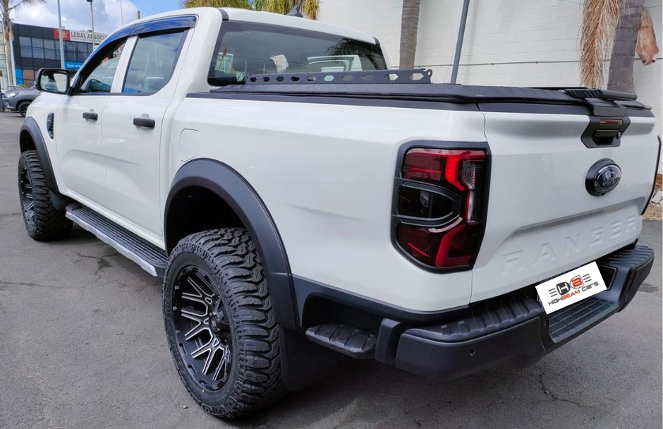 2024 Ford Ranger 33″ Tyres, Lift kit
