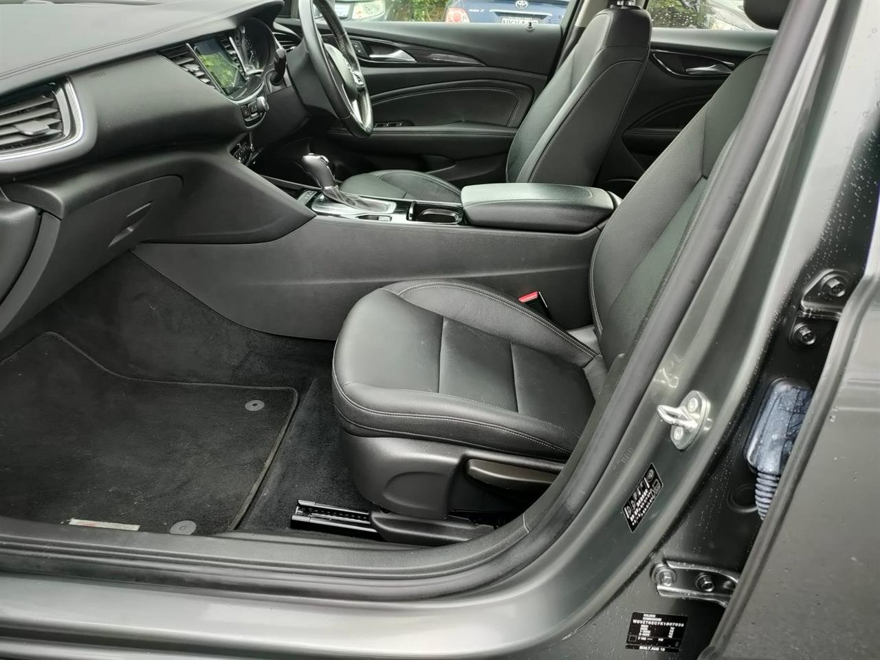 2019 Holden Calais