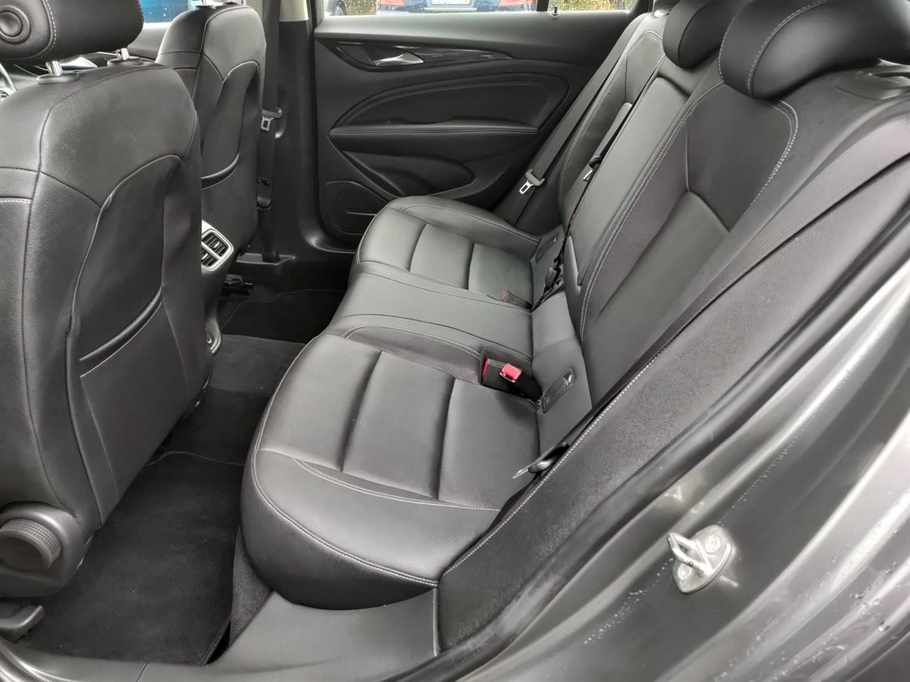 2019 Holden Calais